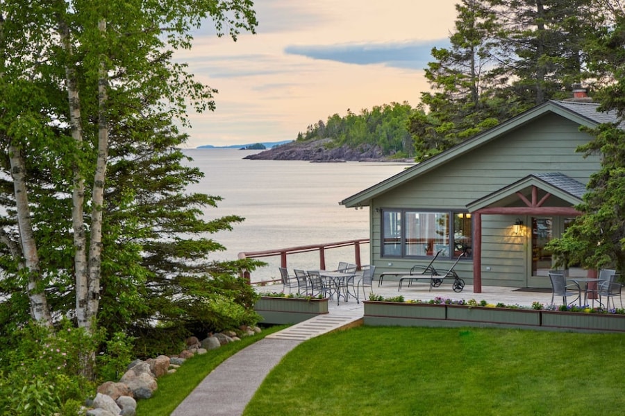 Lakefront Rentals Lakefront Rentals