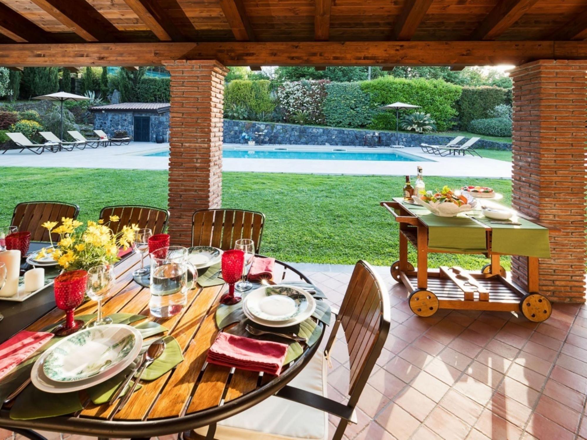 Luxurious villa on the Etna slopes  with private pool and fitness area-VILLA ETNA