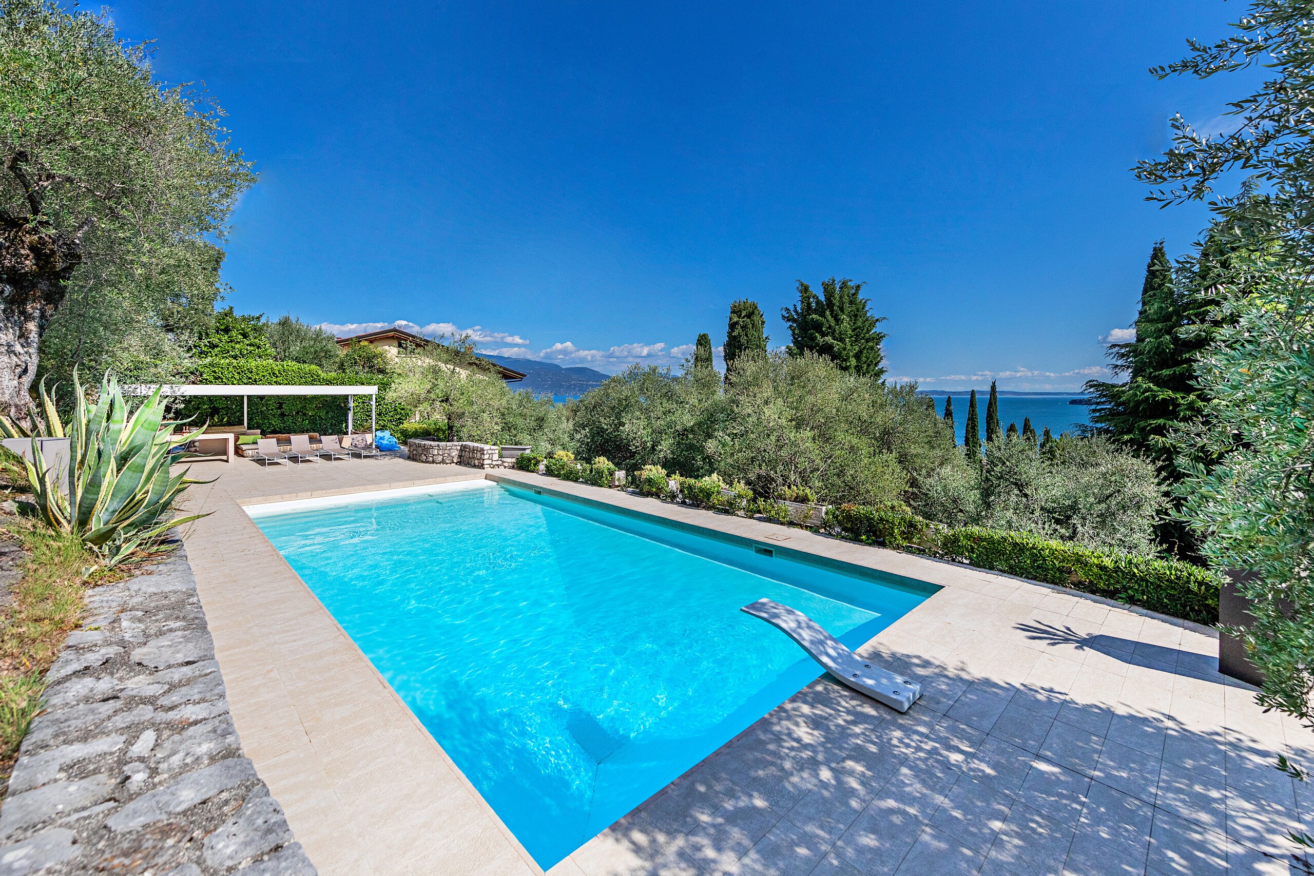 Villa Mariavittoria with pool by Wonderful Italy