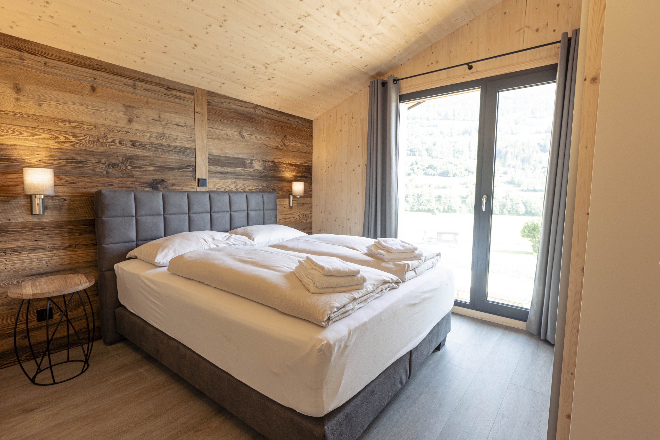 Superior Ferienwohnung mit 3 Schlafzimmern & IR-Sauna